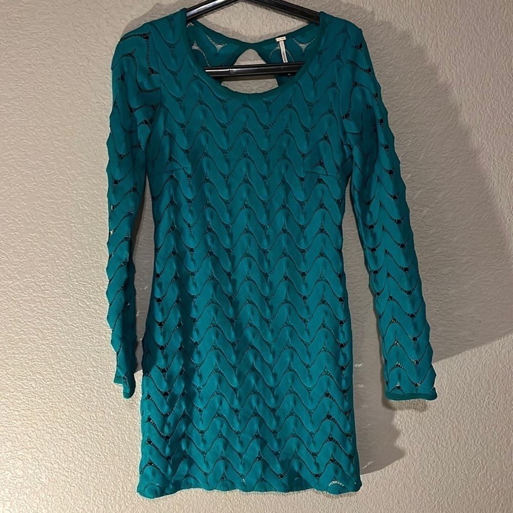 Free people green lacey knit dress XS
